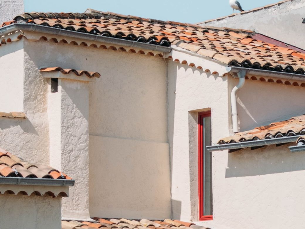 Toits de tuiles du Vieil Antibes